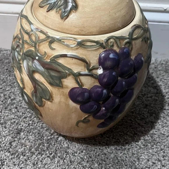 Grape Vine Ceramic Canisters - Picture 4 of 5